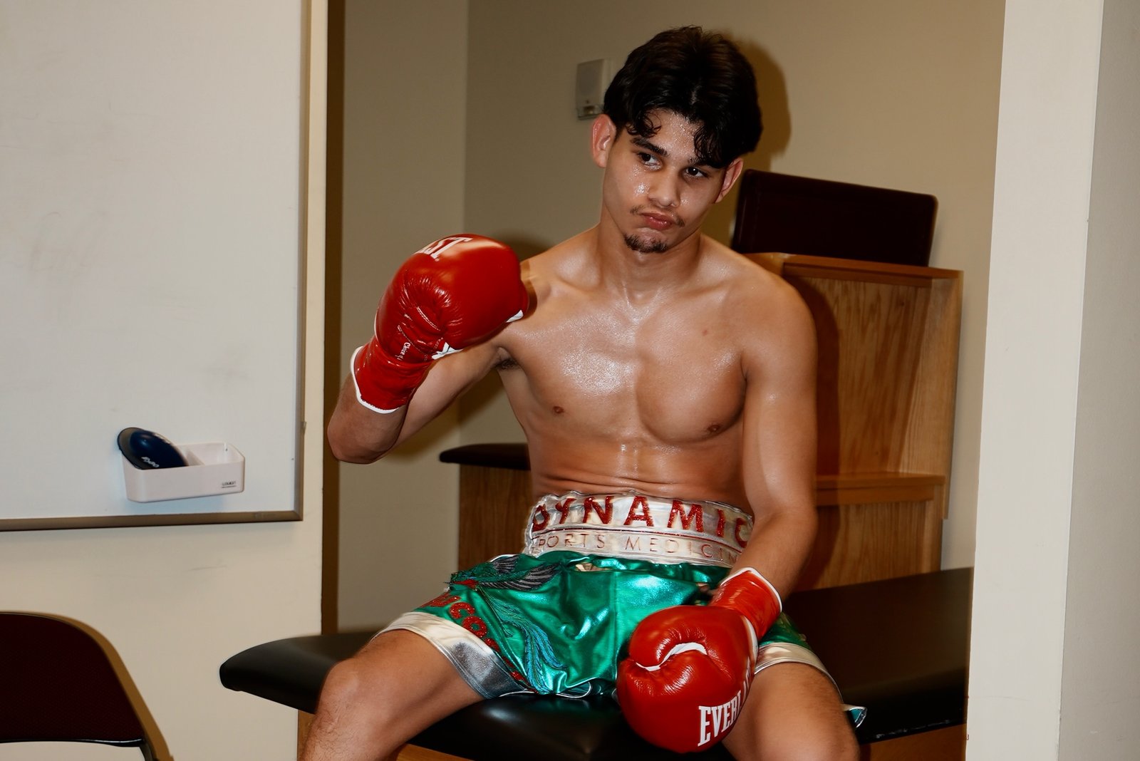 Amador Mendez ring victory